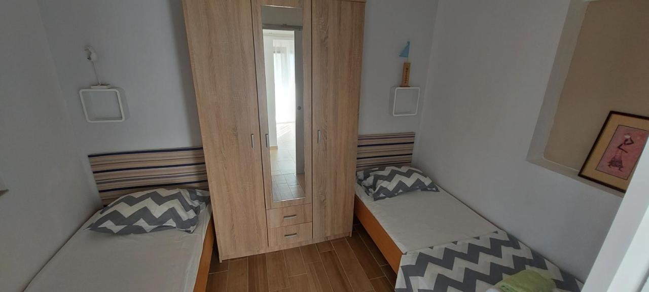 Apartman Raus Sabunike Privlaka  Exteriör bild